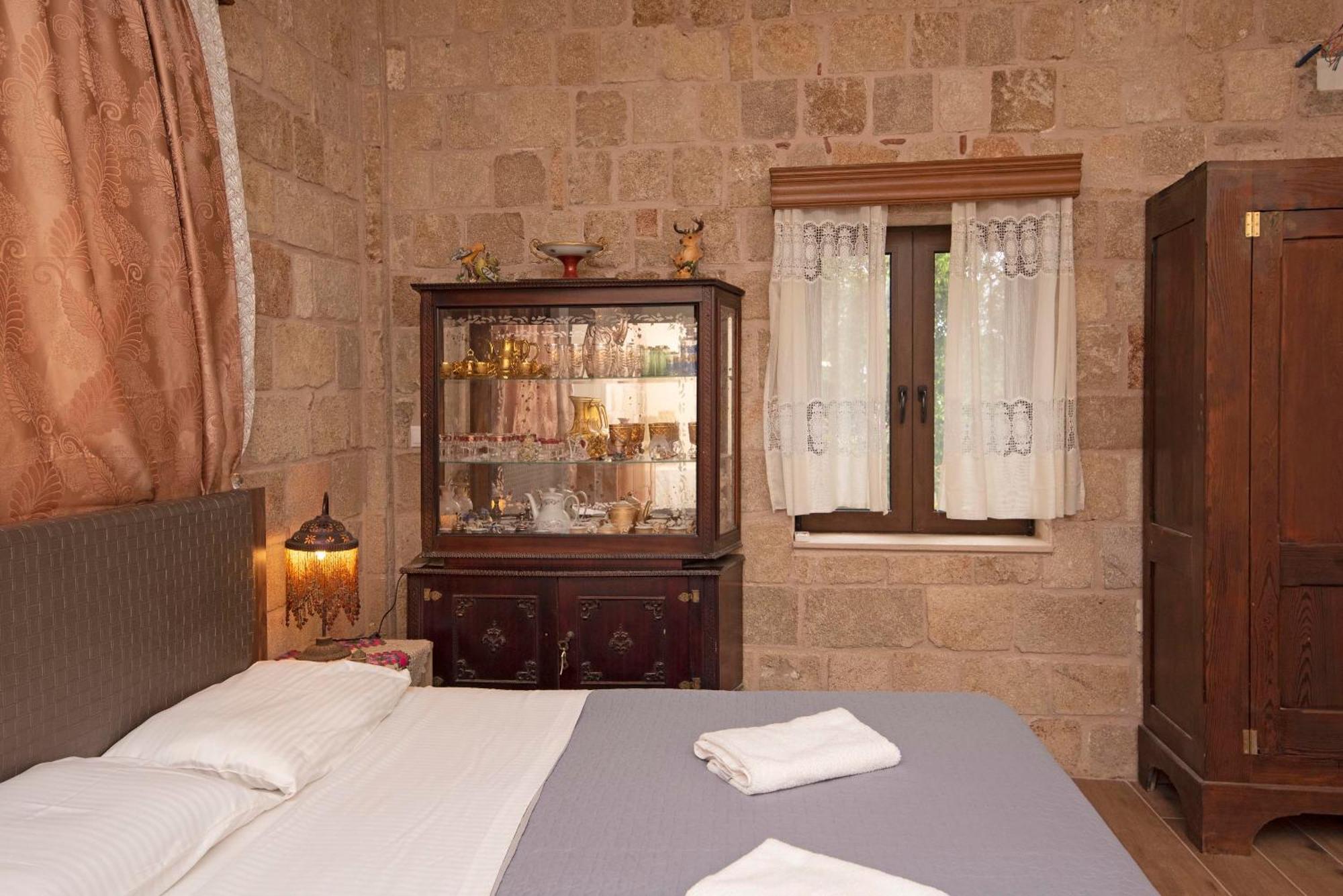 Arionos Rooms - Old Town Rhodes City Exterior photo